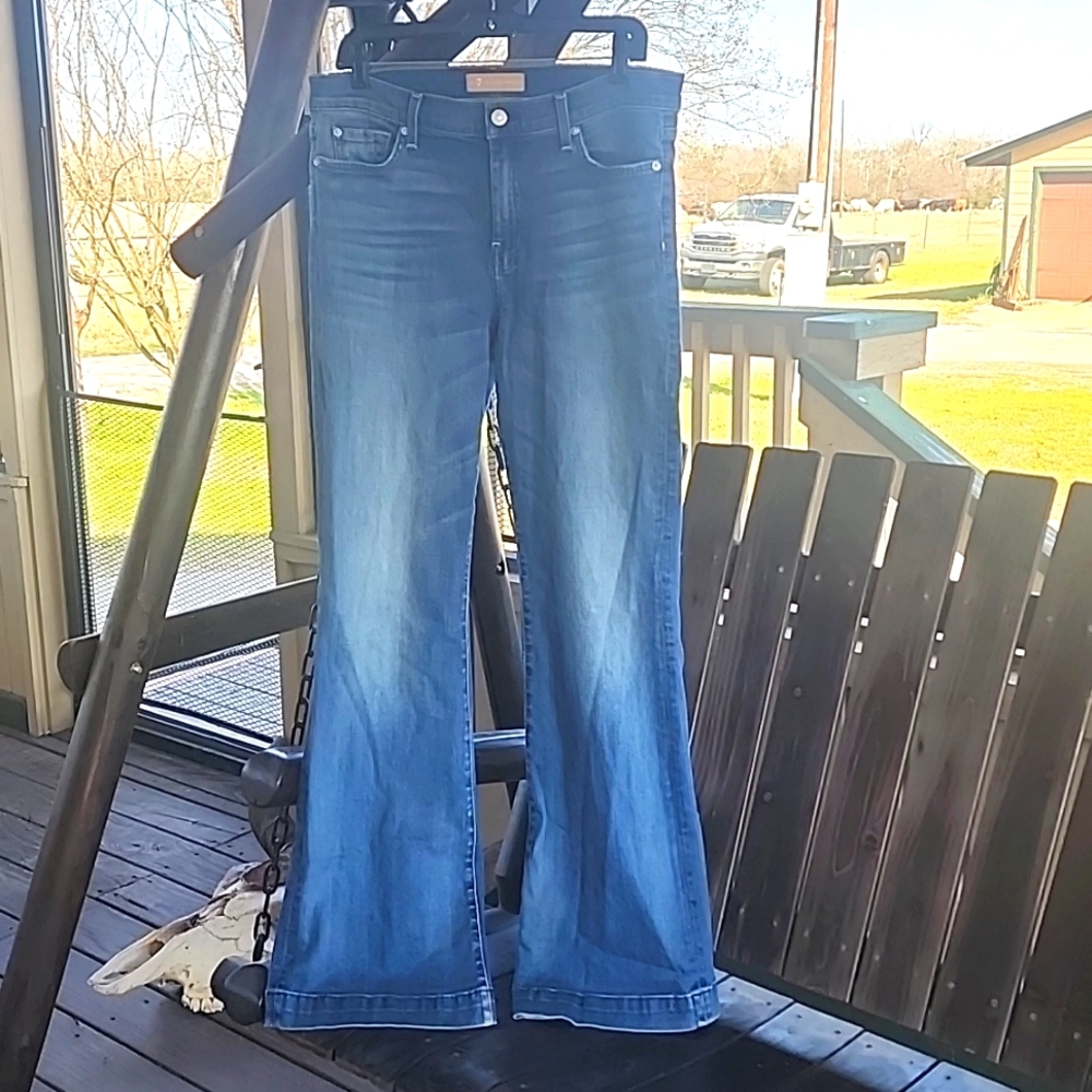 Seven jeans